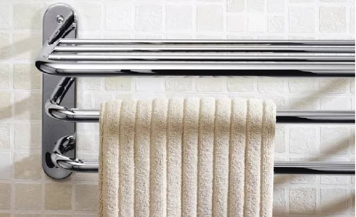 modern horizontal chrome towel rack